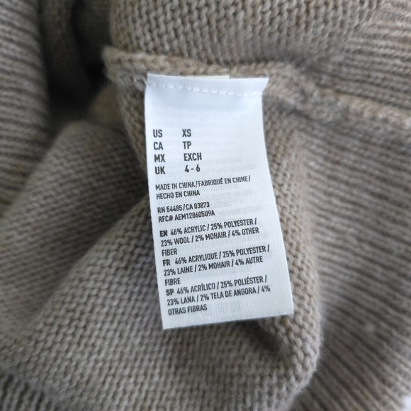 American Eagle Wool/ Mohair Blend Women's Multicolor Patterned Sweater - Picture 6 of 6